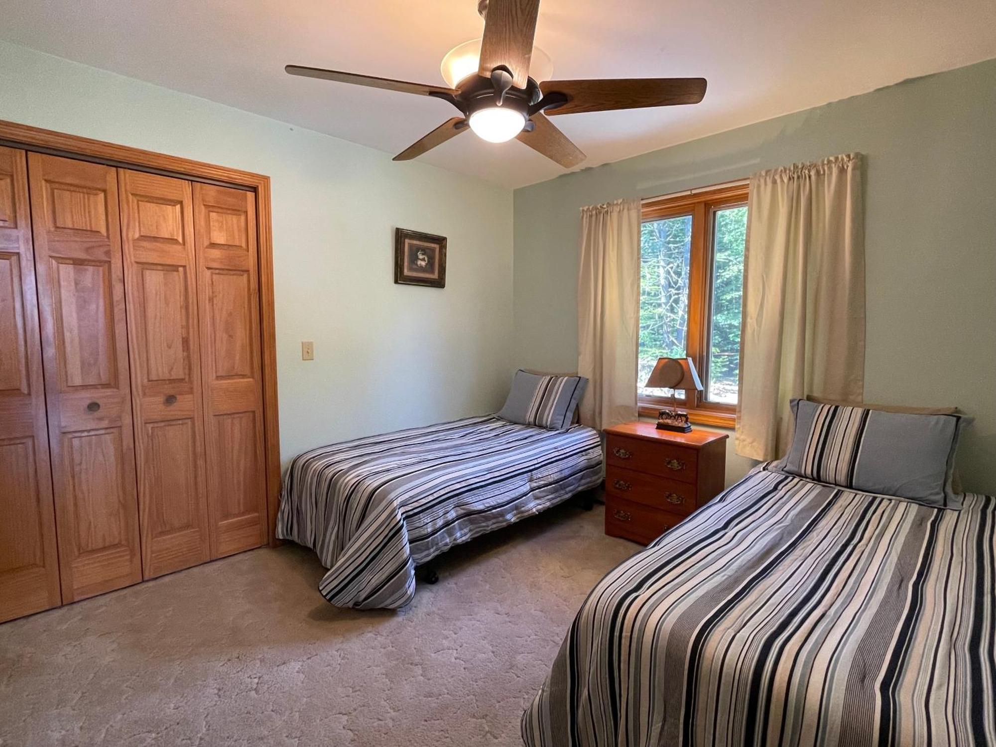 Hill View Motel And Cottages Lake George Luaran gambar