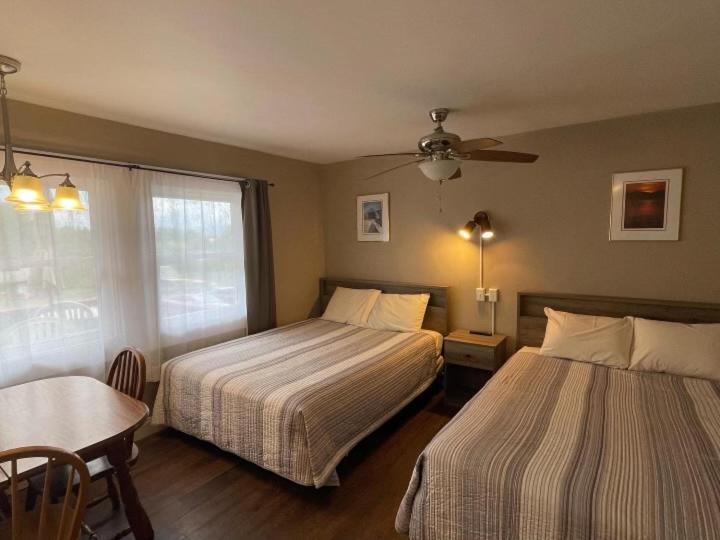 Hill View Motel And Cottages Lake George Luaran gambar