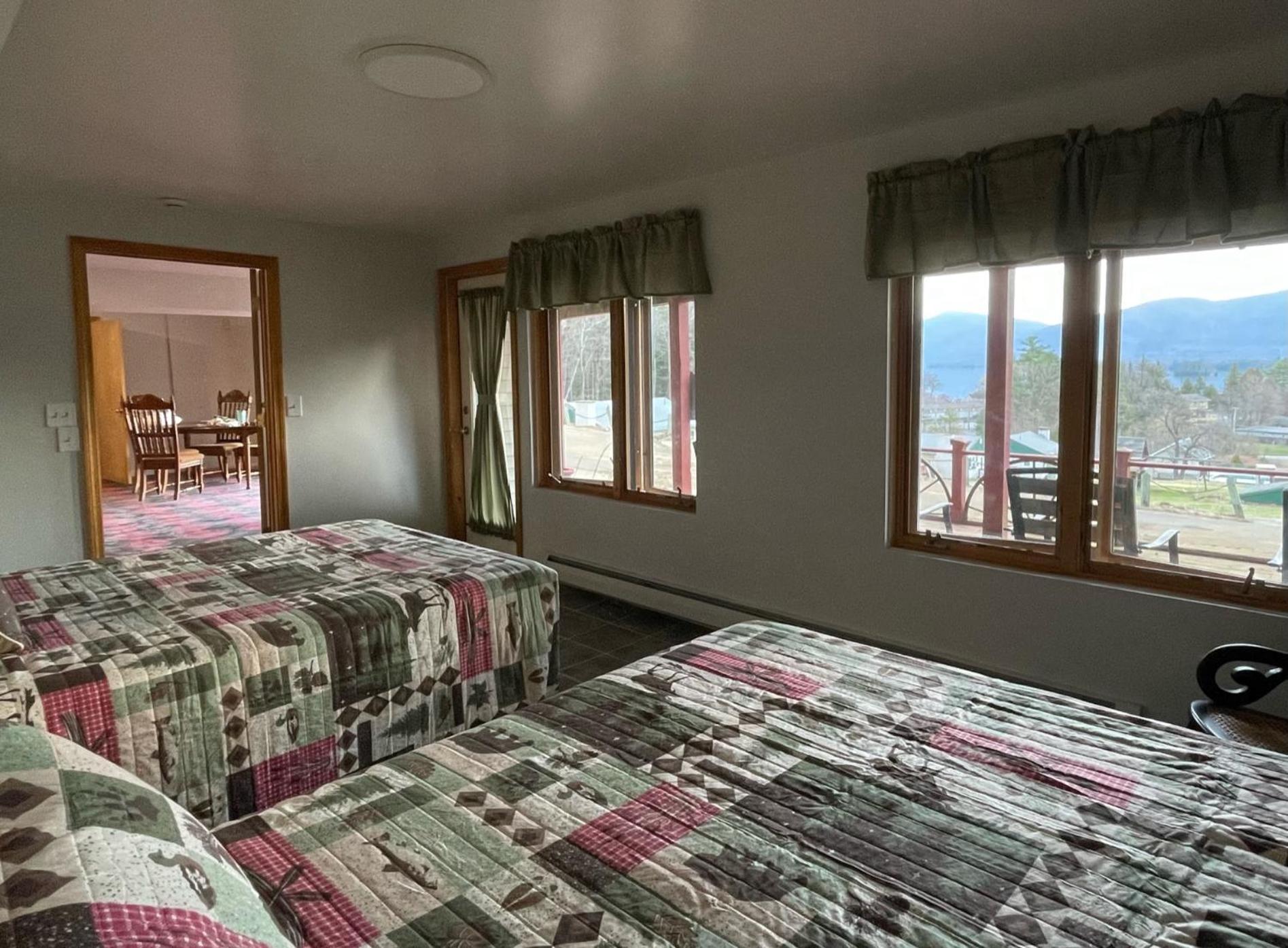 Hill View Motel And Cottages Lake George Bilik gambar